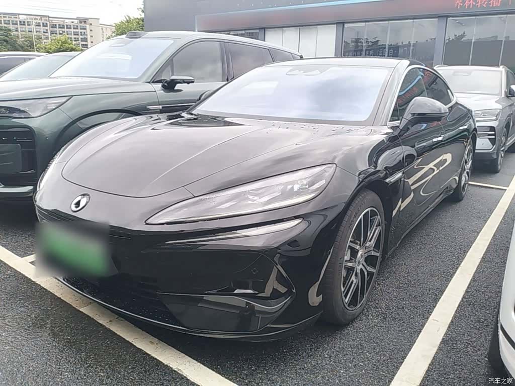 Denza Z9, 2024 1