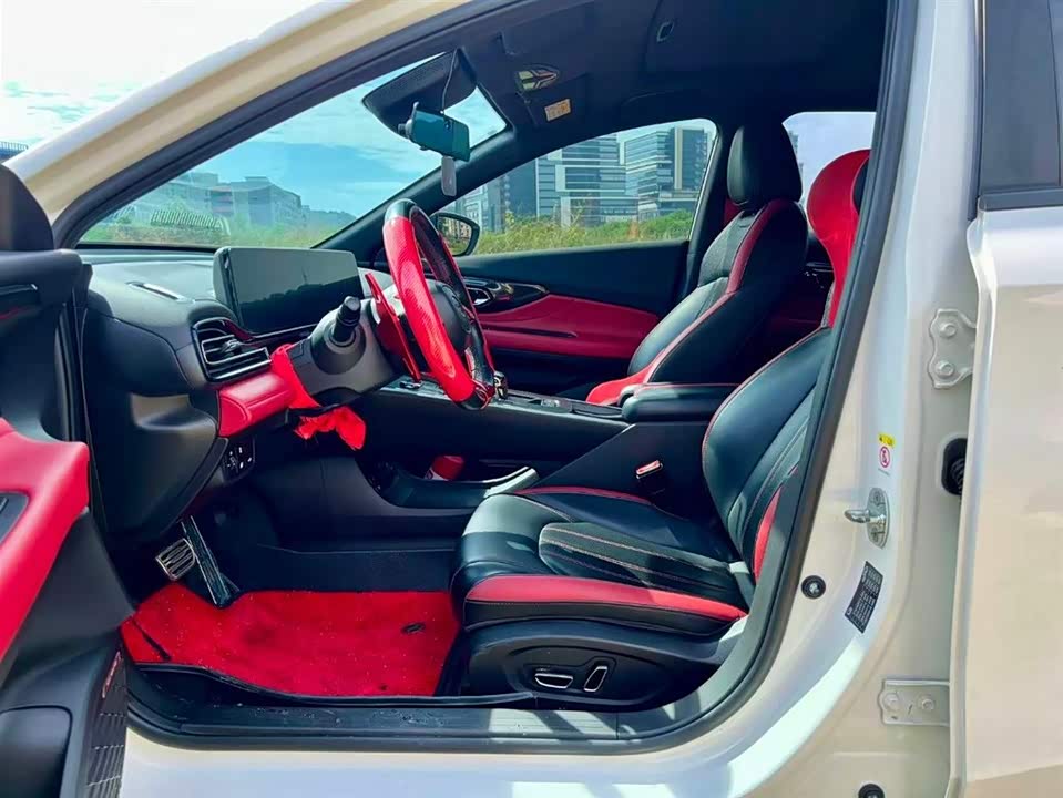 Trumpchi Shadow Leopard