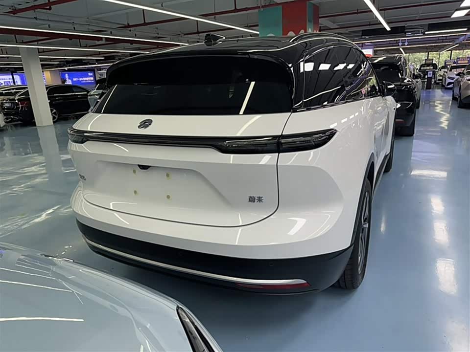 NIO ES6