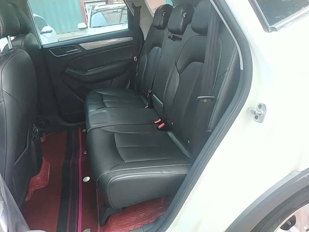 Roewe RX5, 2018 17