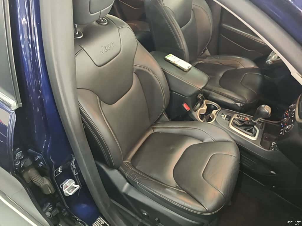 Jeep Cherokee, 2018 25