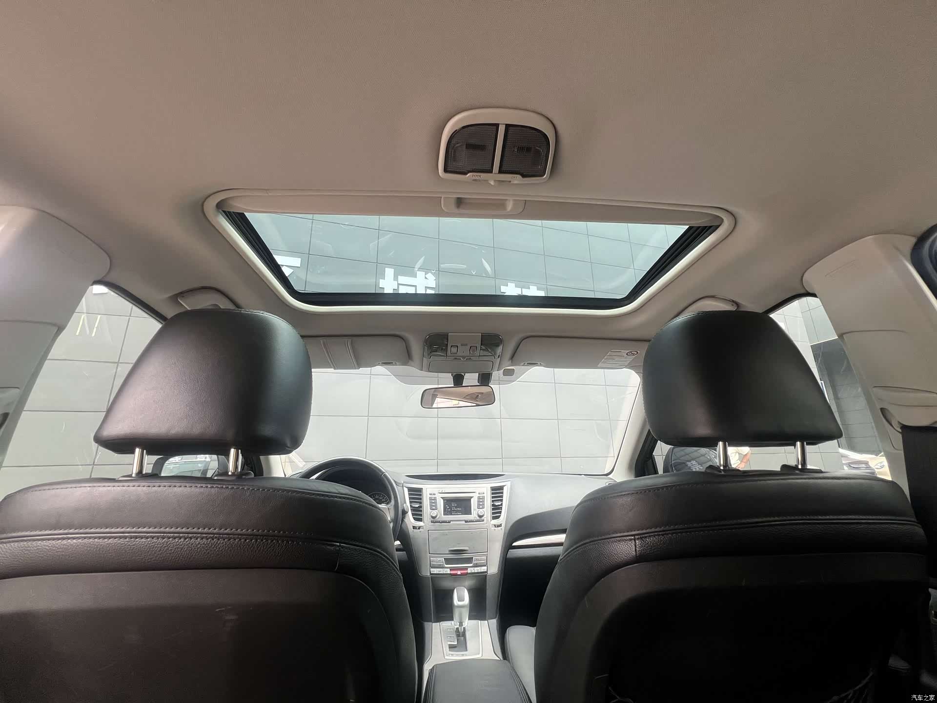 Subaru Outback, 2012 12