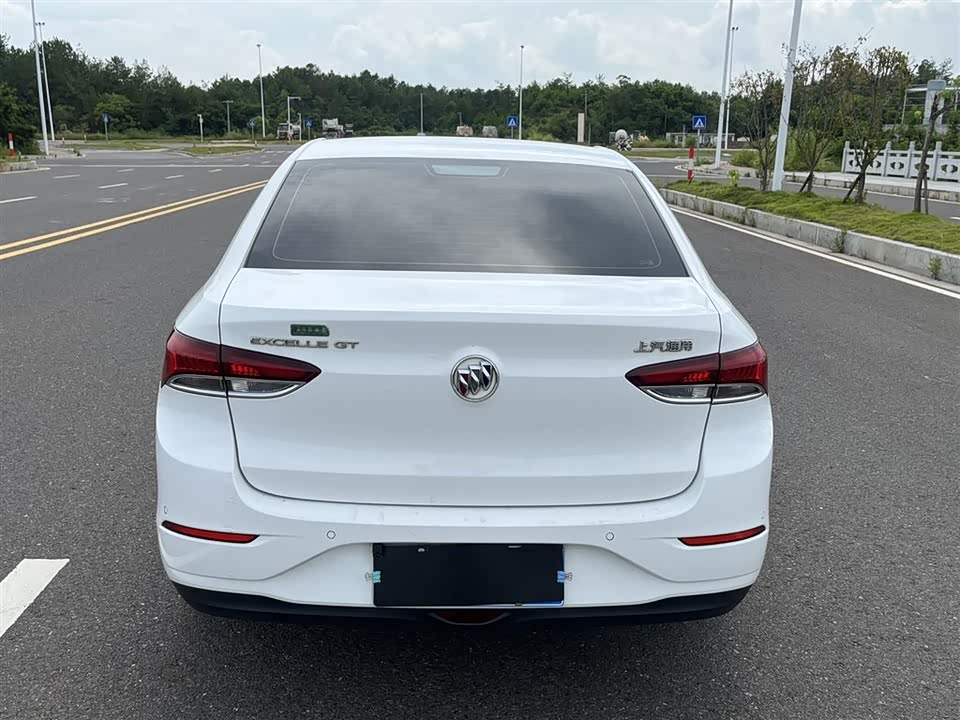 Buick Yinglang
