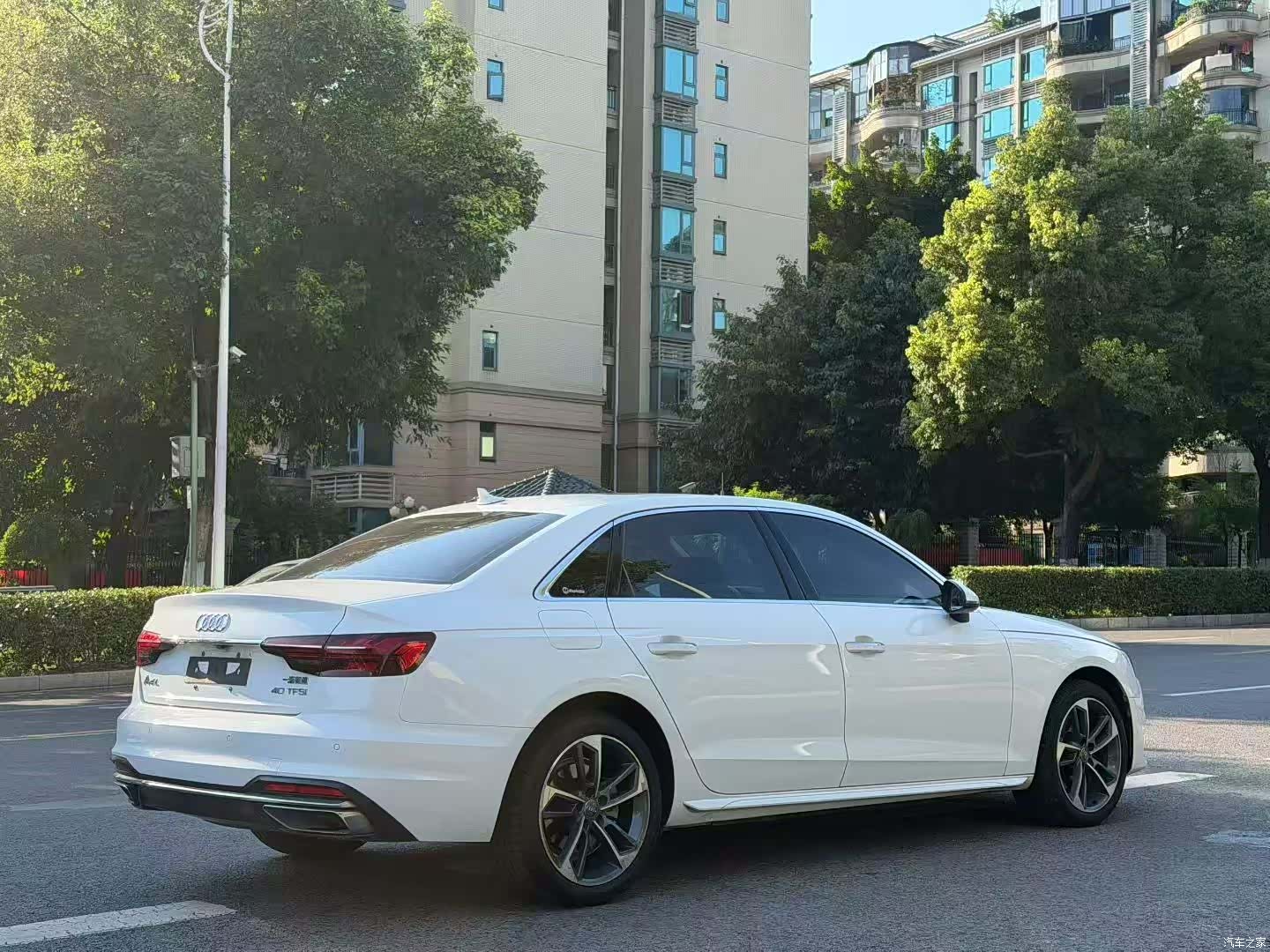 Audi A4L, 2021 9