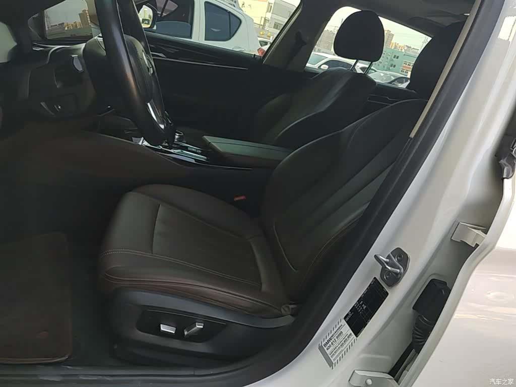 BMW 5 Series, 2018 15