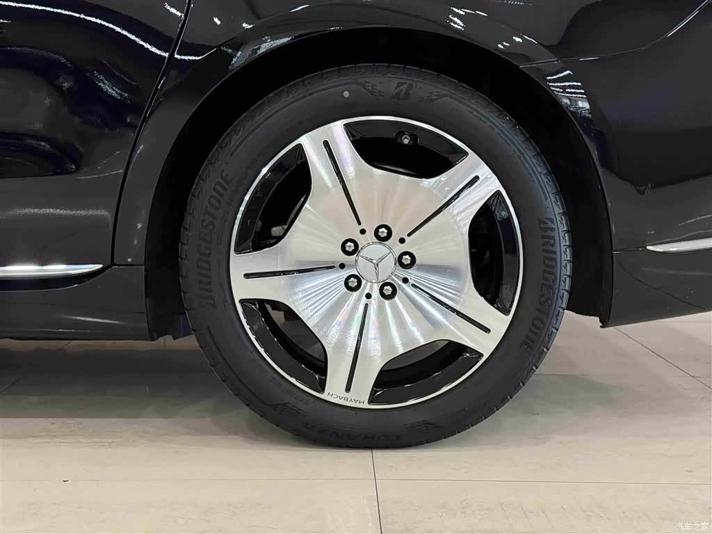 Maybach S-Class, 2024 все фото