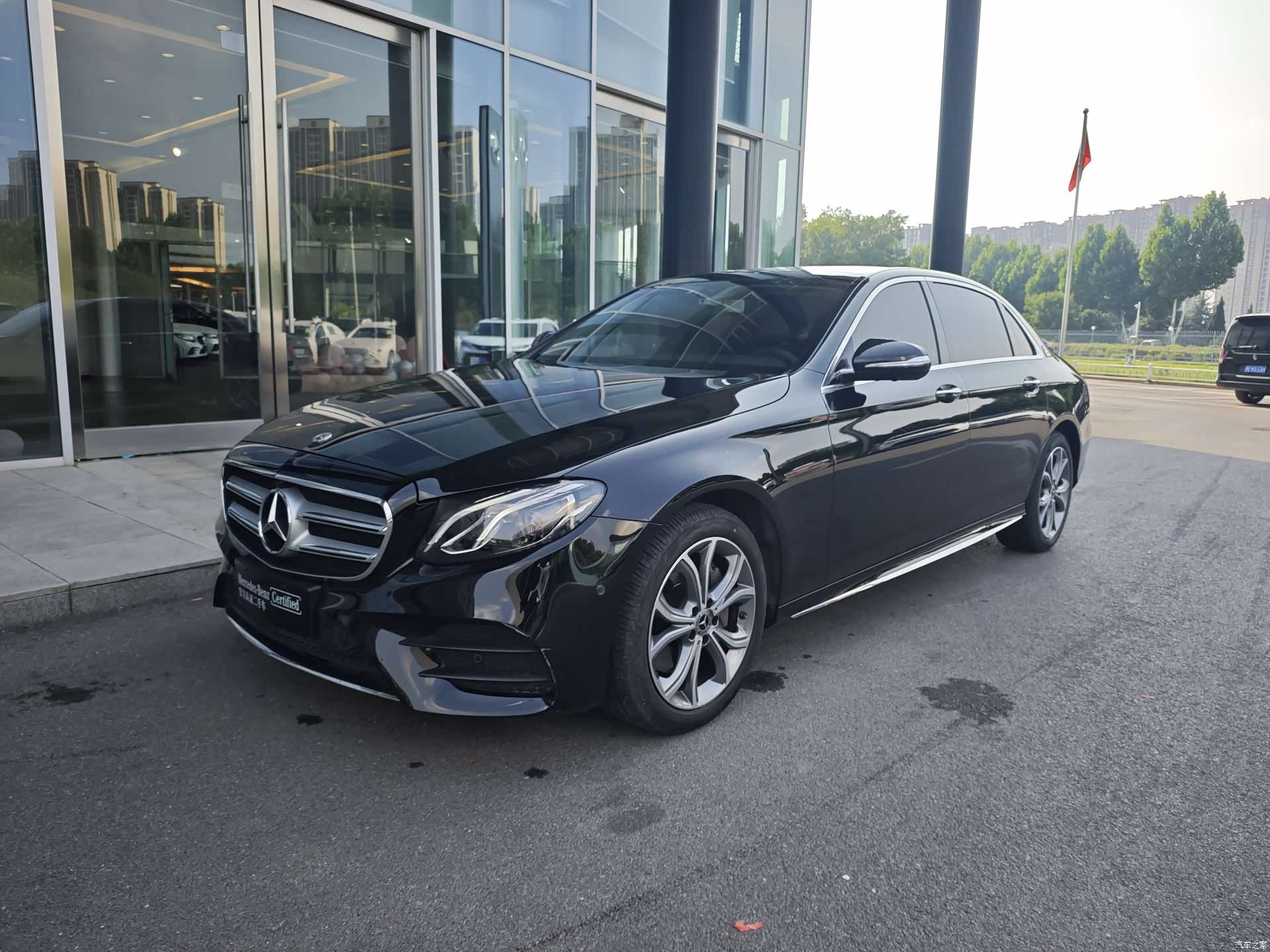 Mercedes-Benz E-Class, 2020 1