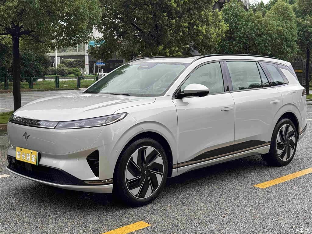 DongFeng eπ008, 2025 2