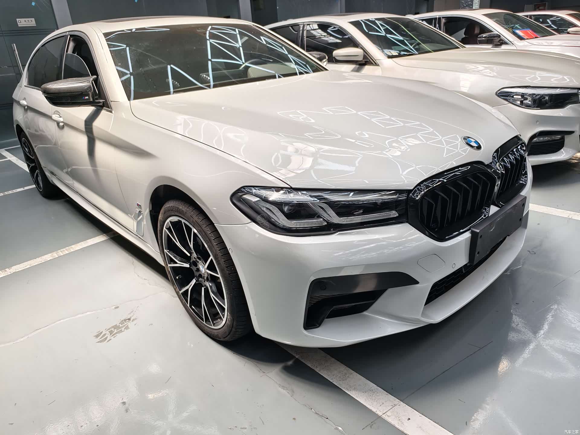 BMW 5 Series, 2023 3