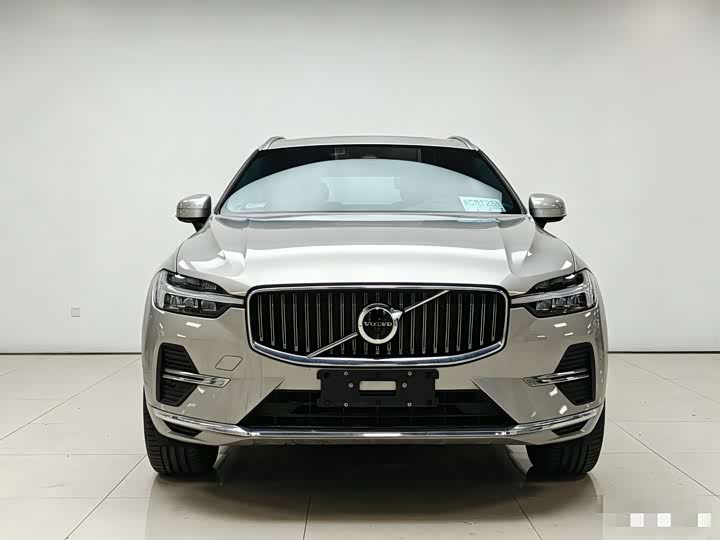 Volvo XC60, 2024 года фото 3