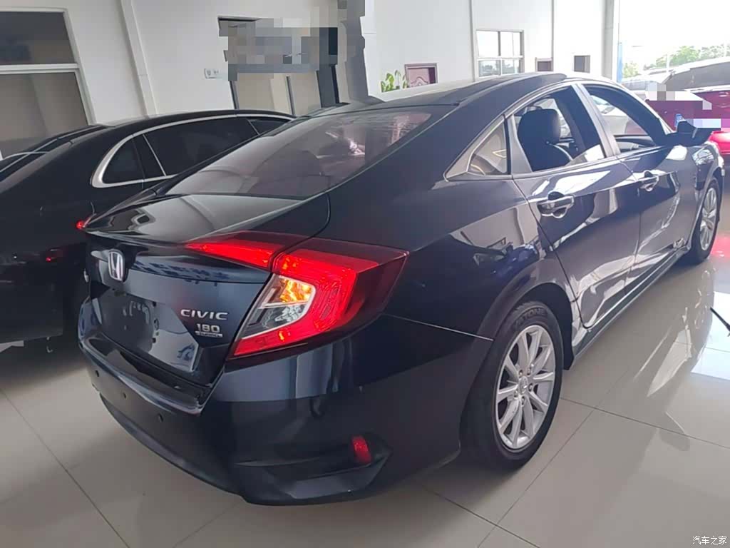 Honda Civic, 2018 7