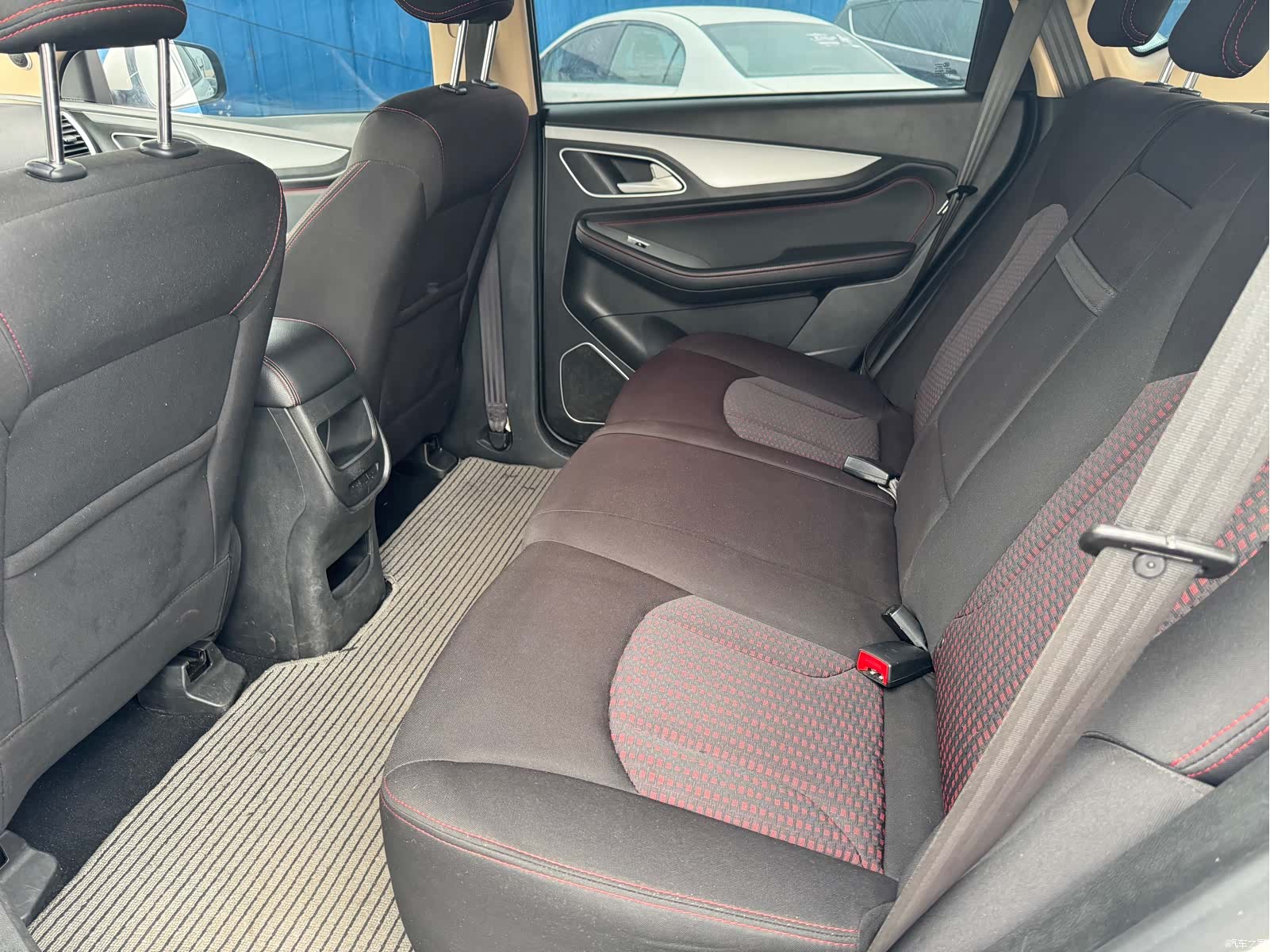 Wuling 560, 2016 8