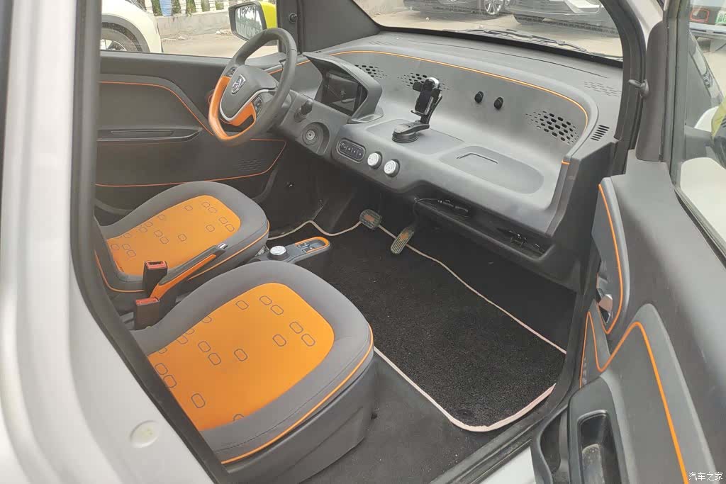 Wuling E100, 2020 8