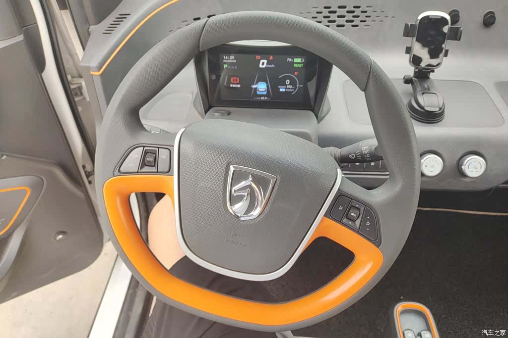 Wuling E100, 2020 15