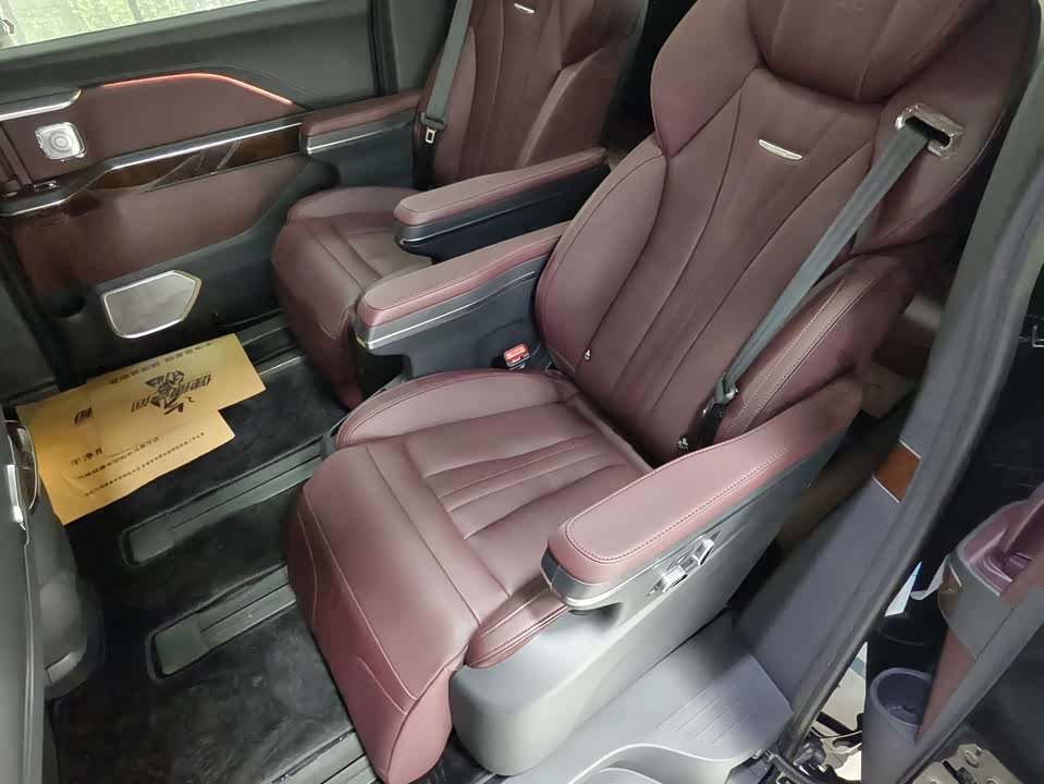 Hongqi HQ9 Hongqi HQ9