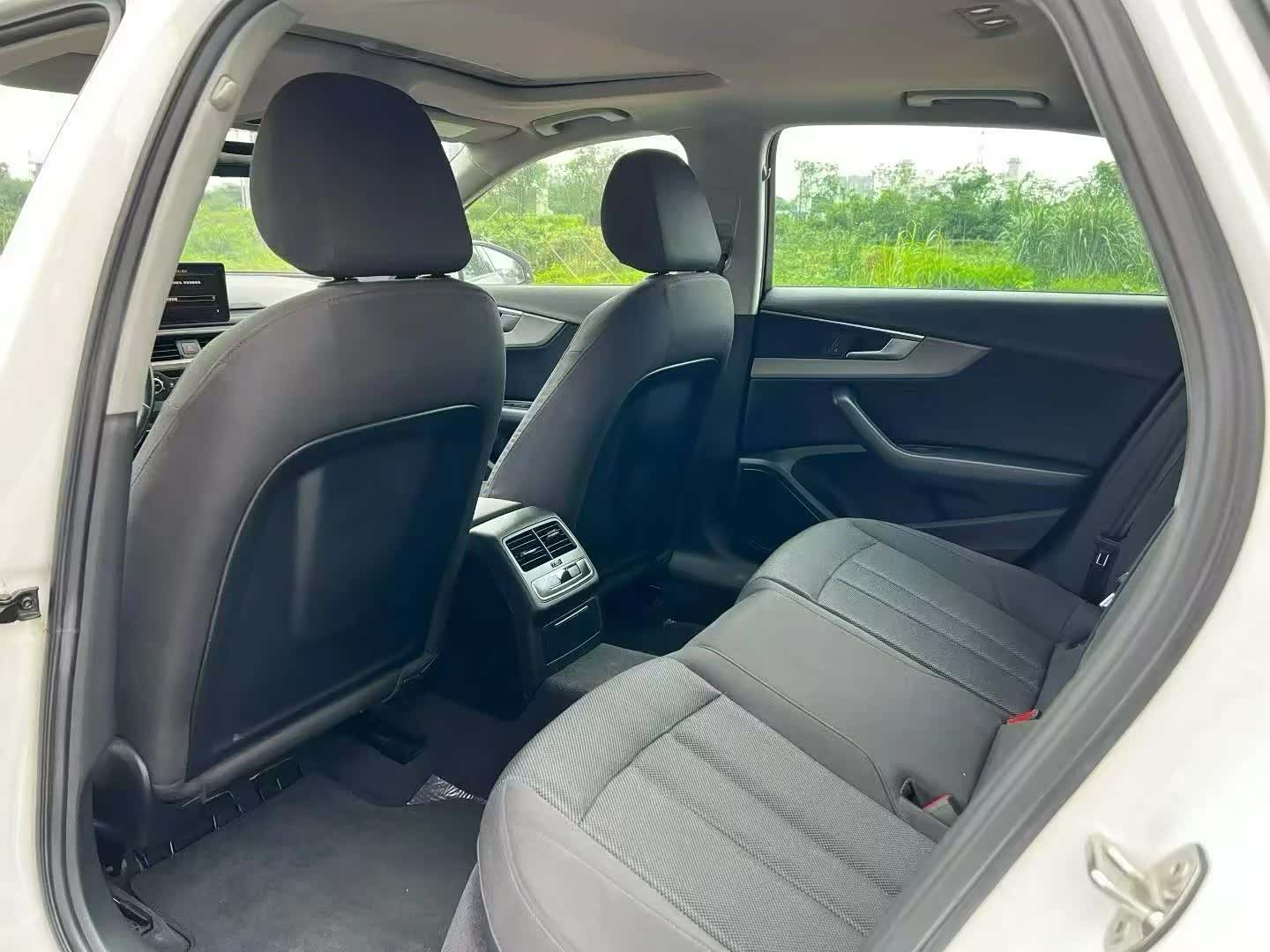 Audi A4L, 2018 6