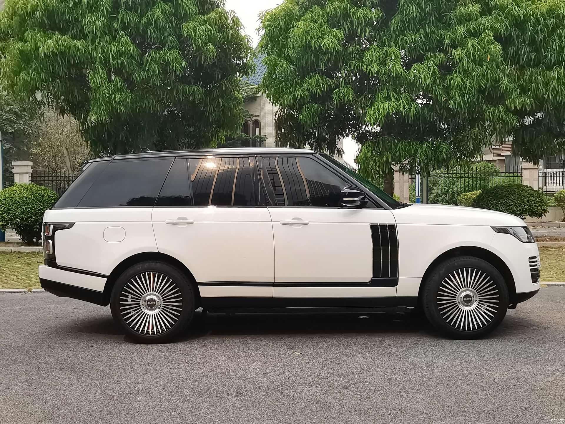 Land Rover Range Rover, 2016 16