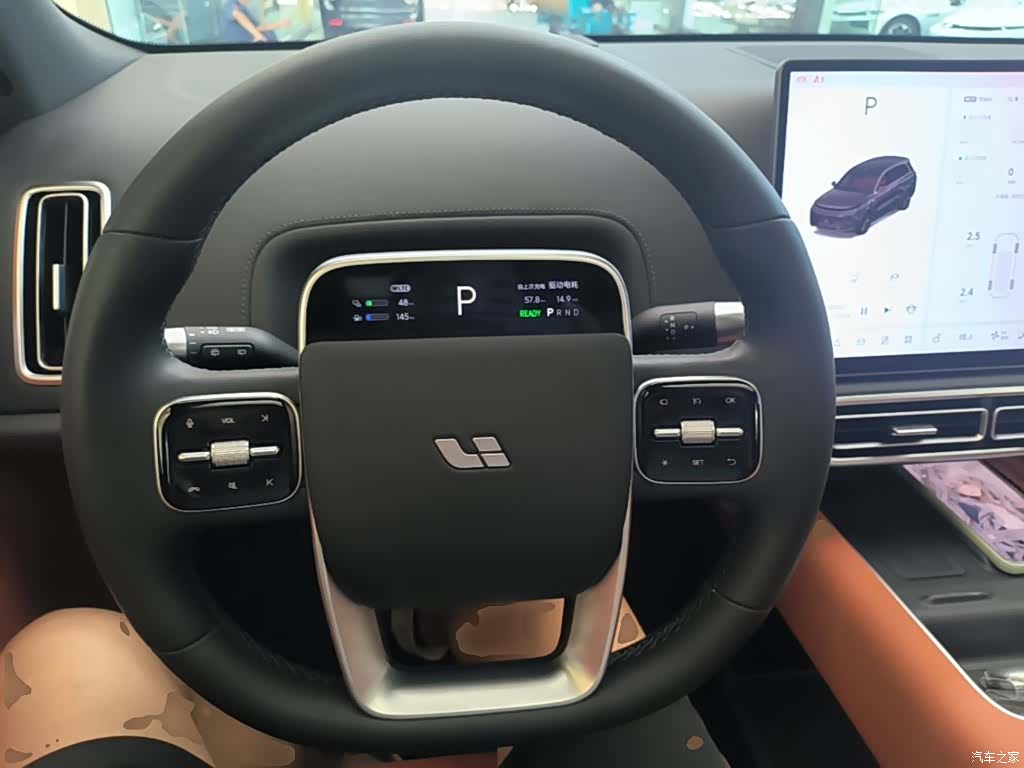 Li Auto L8, 2025 11