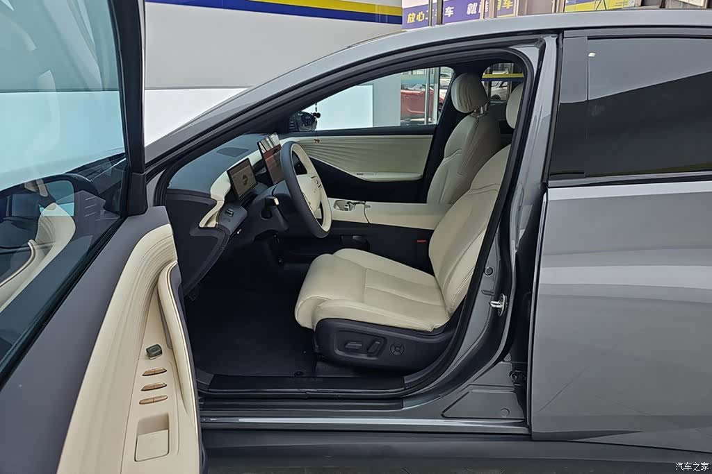 Nissan N6, 2025 9