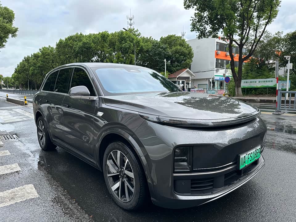 Li Auto Ideal L8