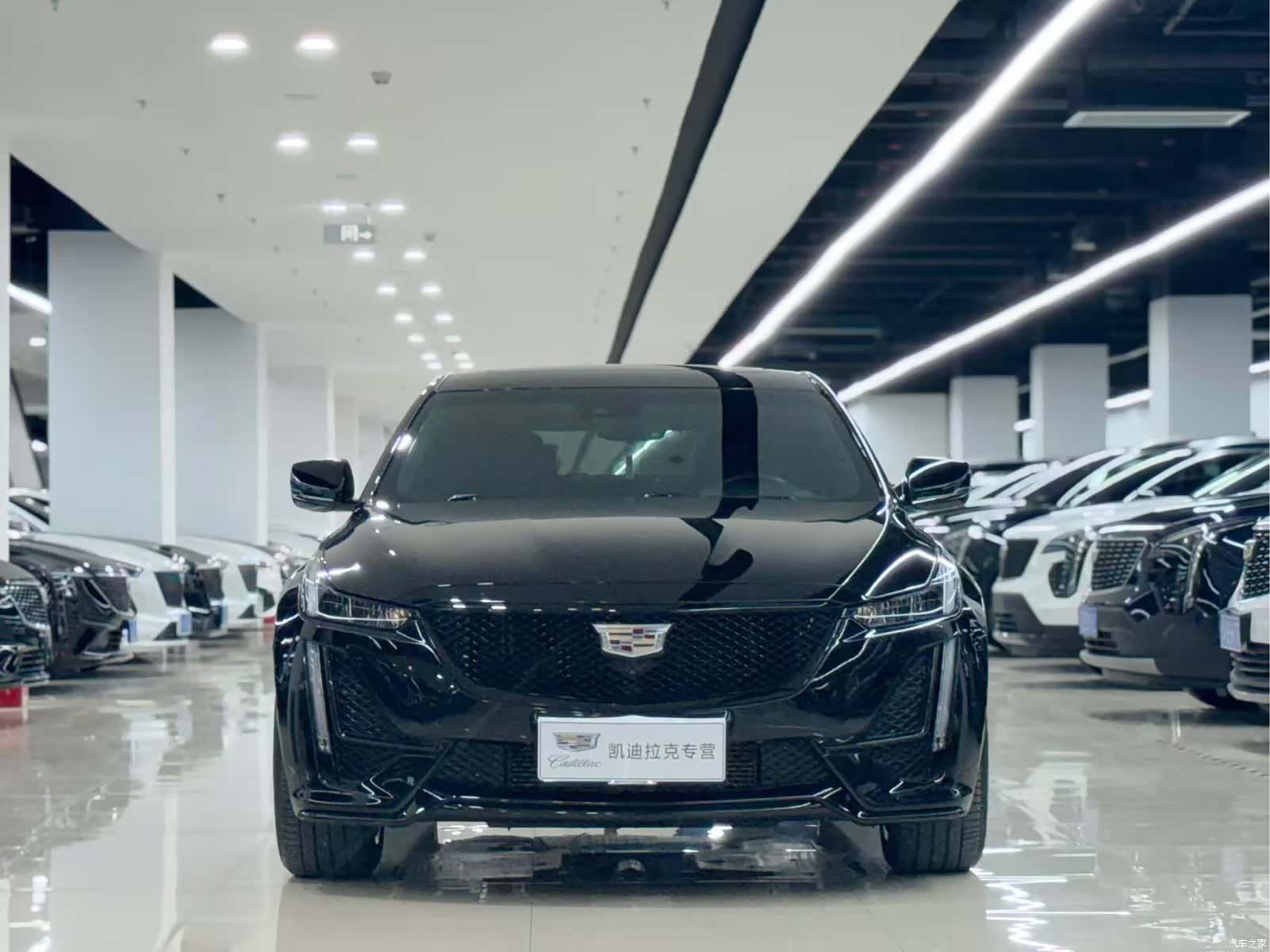 Cadillac CT5, 2023 2