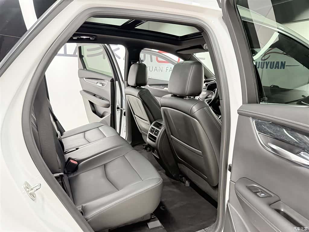 Cadillac XT5, 2021 14