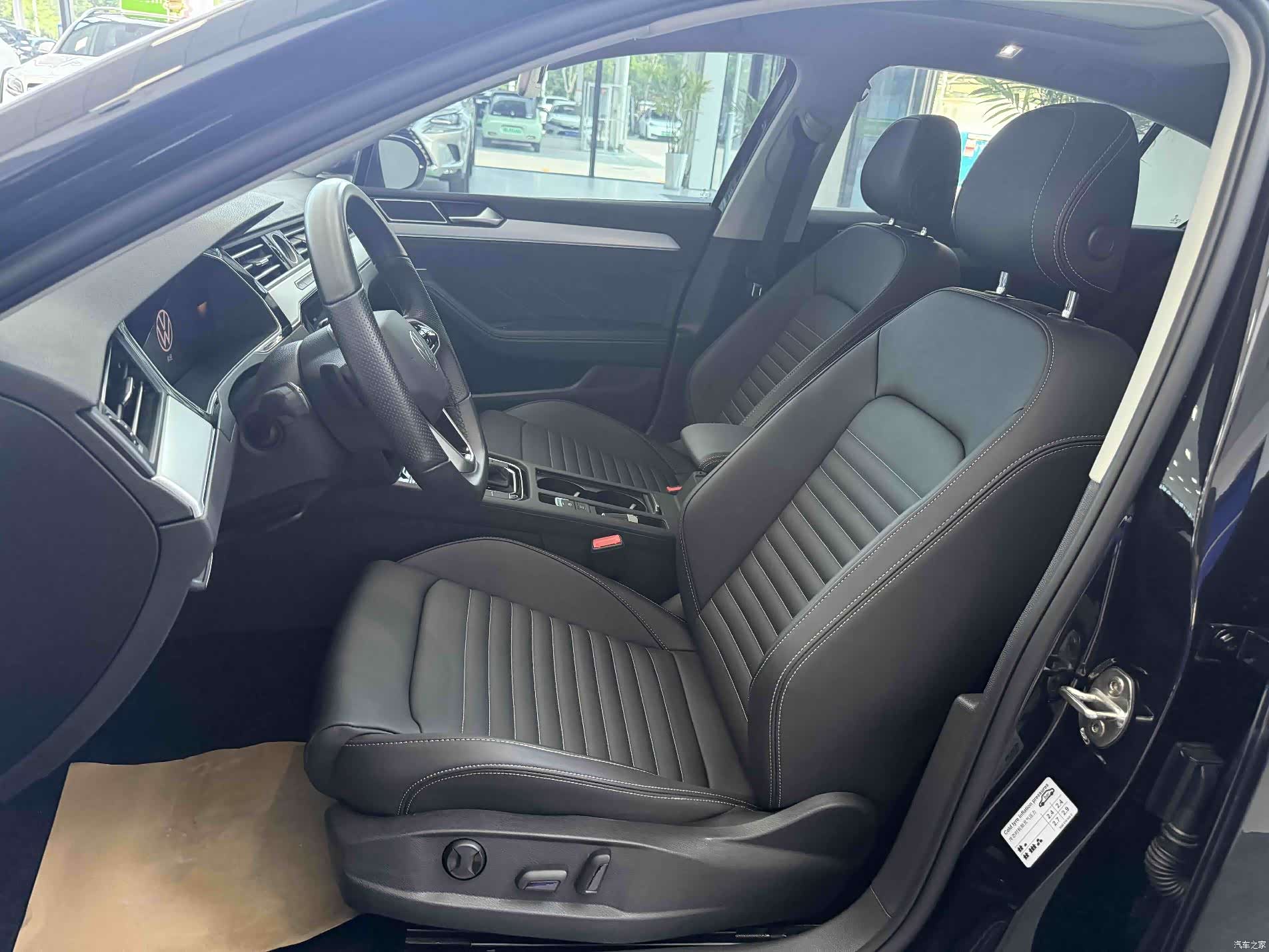 Volkswagen Magotan, 2024 17