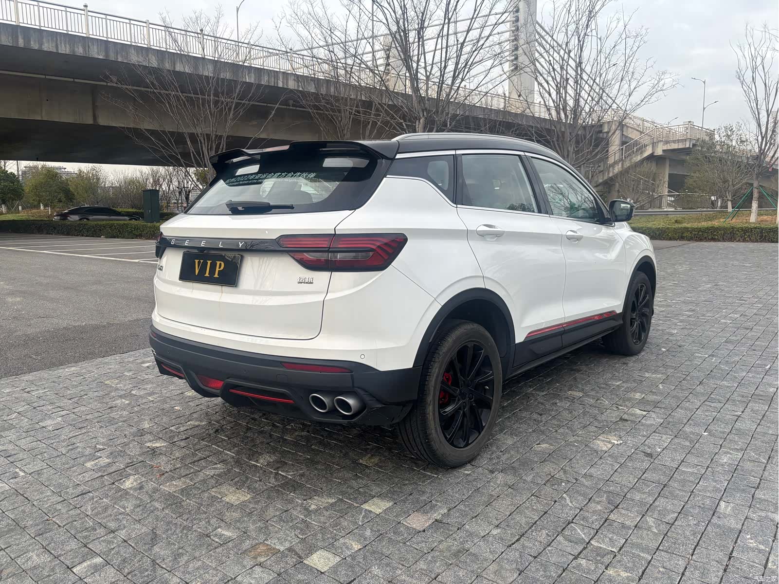 Geely Coolray, 2023 16