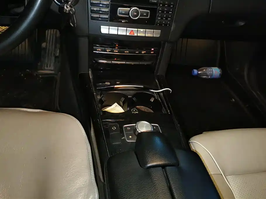 Mercedes-Benz E-class Mercedes-Benz E-class