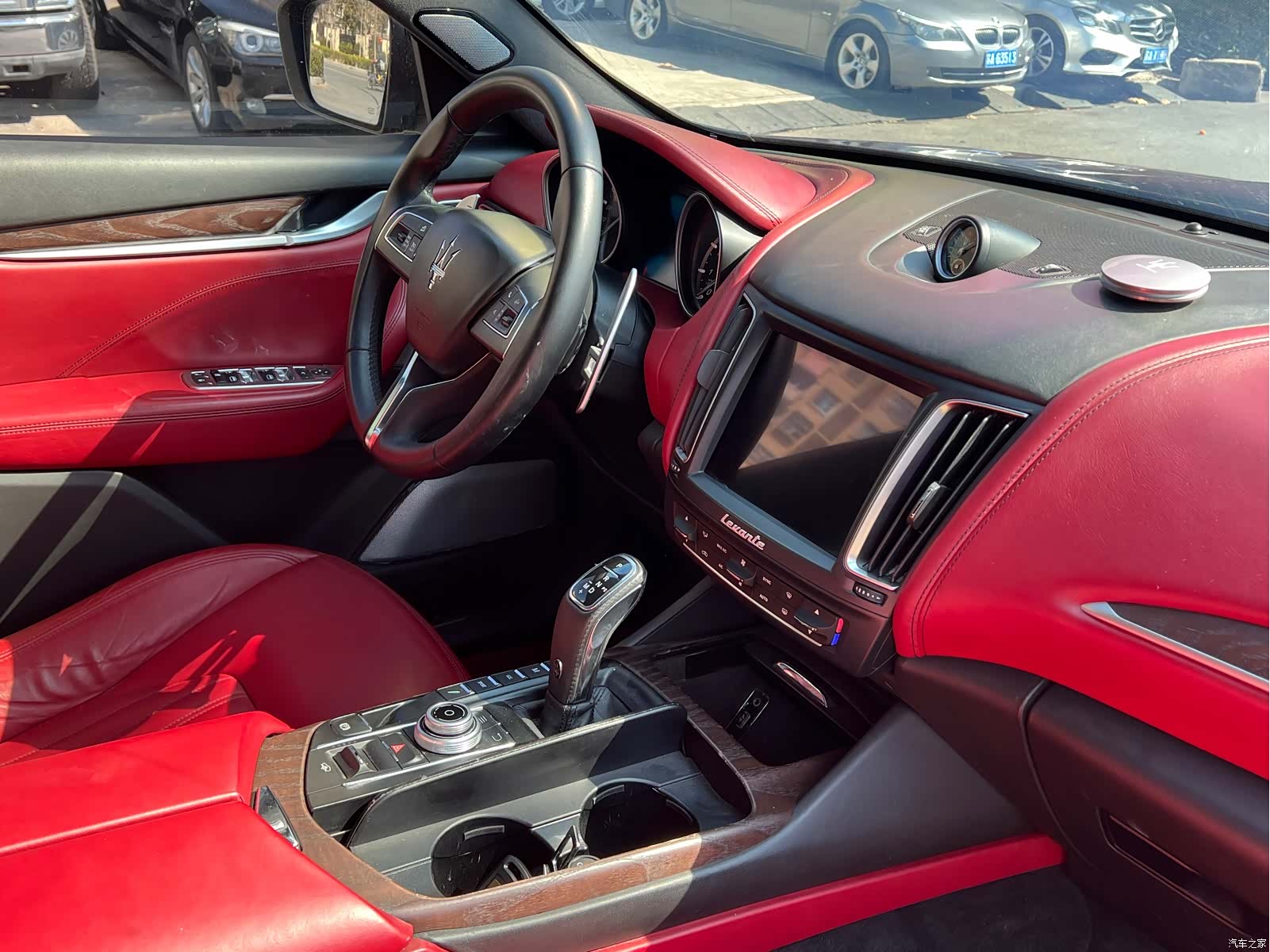 Maserati Levante, 2017 16