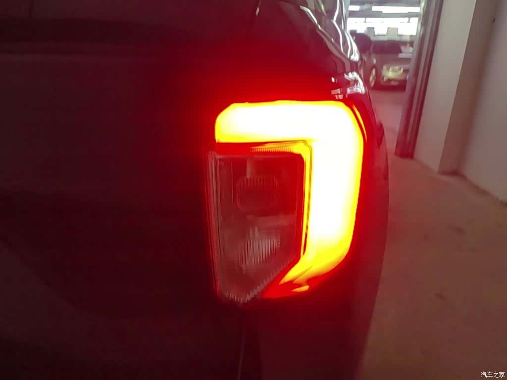 Ford Explorer, 2021 8