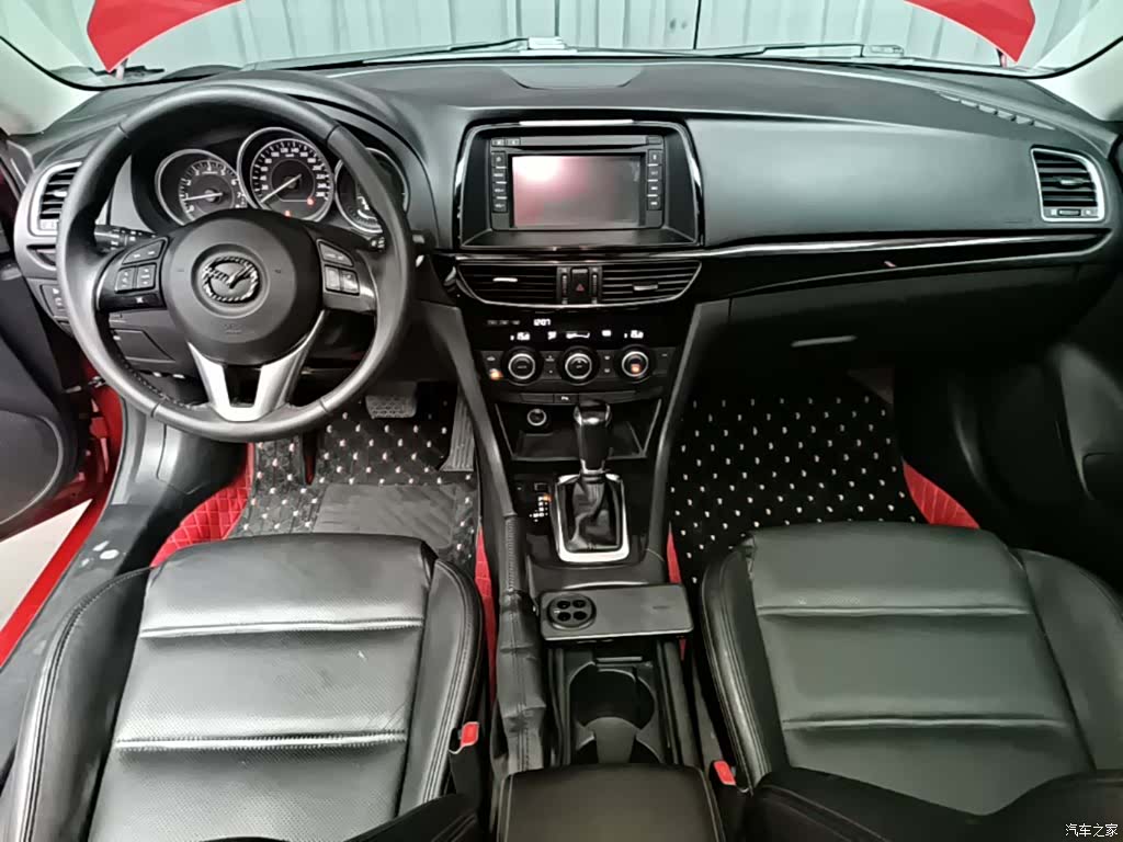 Mazda Atenza, 2015 10