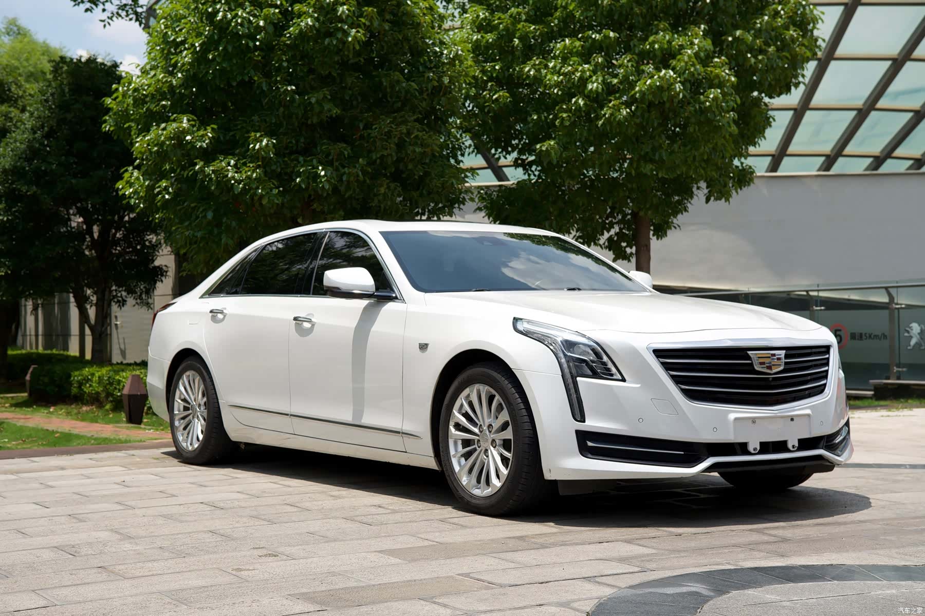 Cadillac CT6, 2018 3