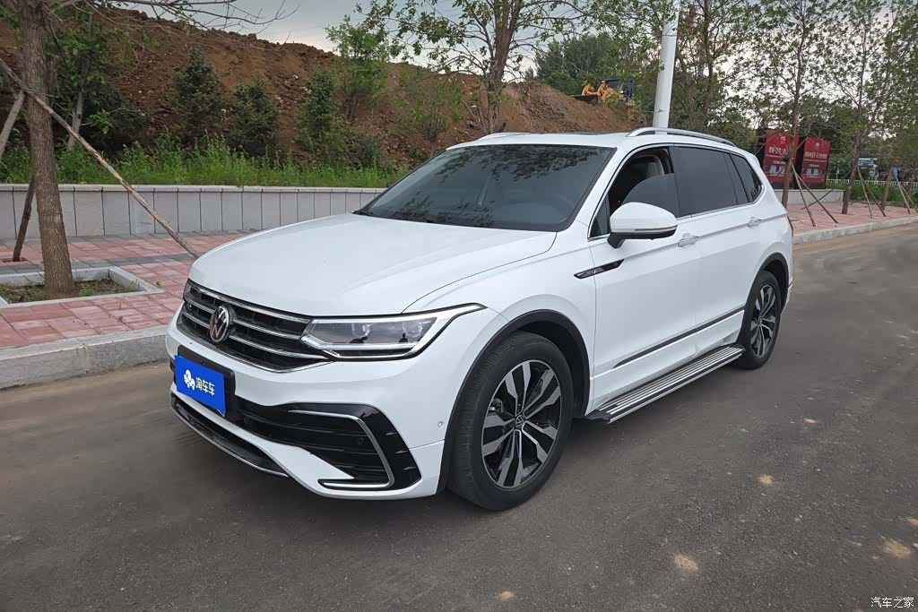 Volkswagen Tiguan L, 2024 1