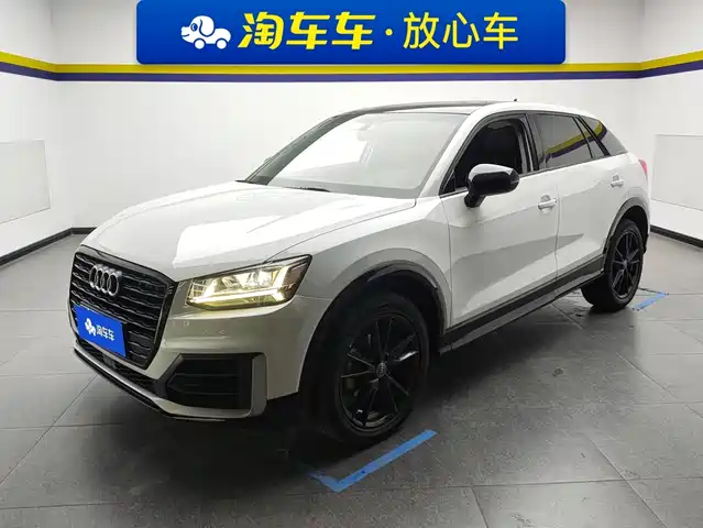 Audi Q2L 2020 — купить из Китая под заказ