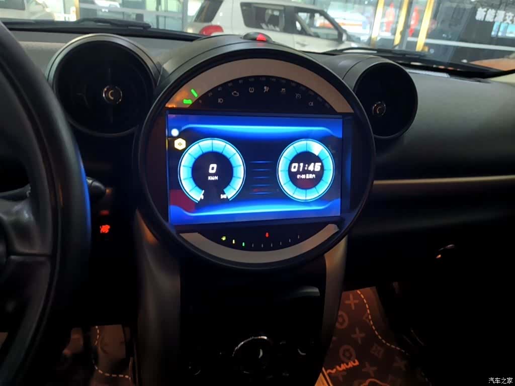 Mini Countryman, 2015 13