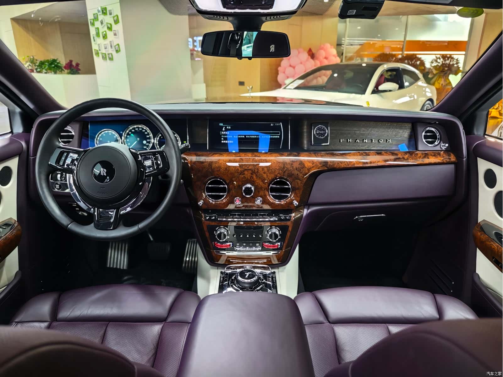 Rolls-Royce Phantom, 2019 25
