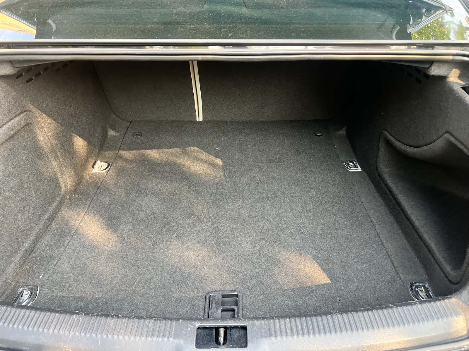 Audi A4L, 2013 17