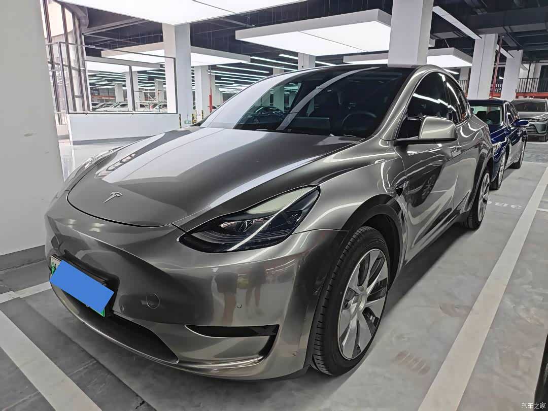Tesla Model Y, 2022 1