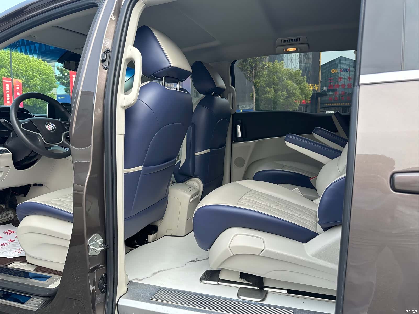 Buick GL8, 2023 все фото