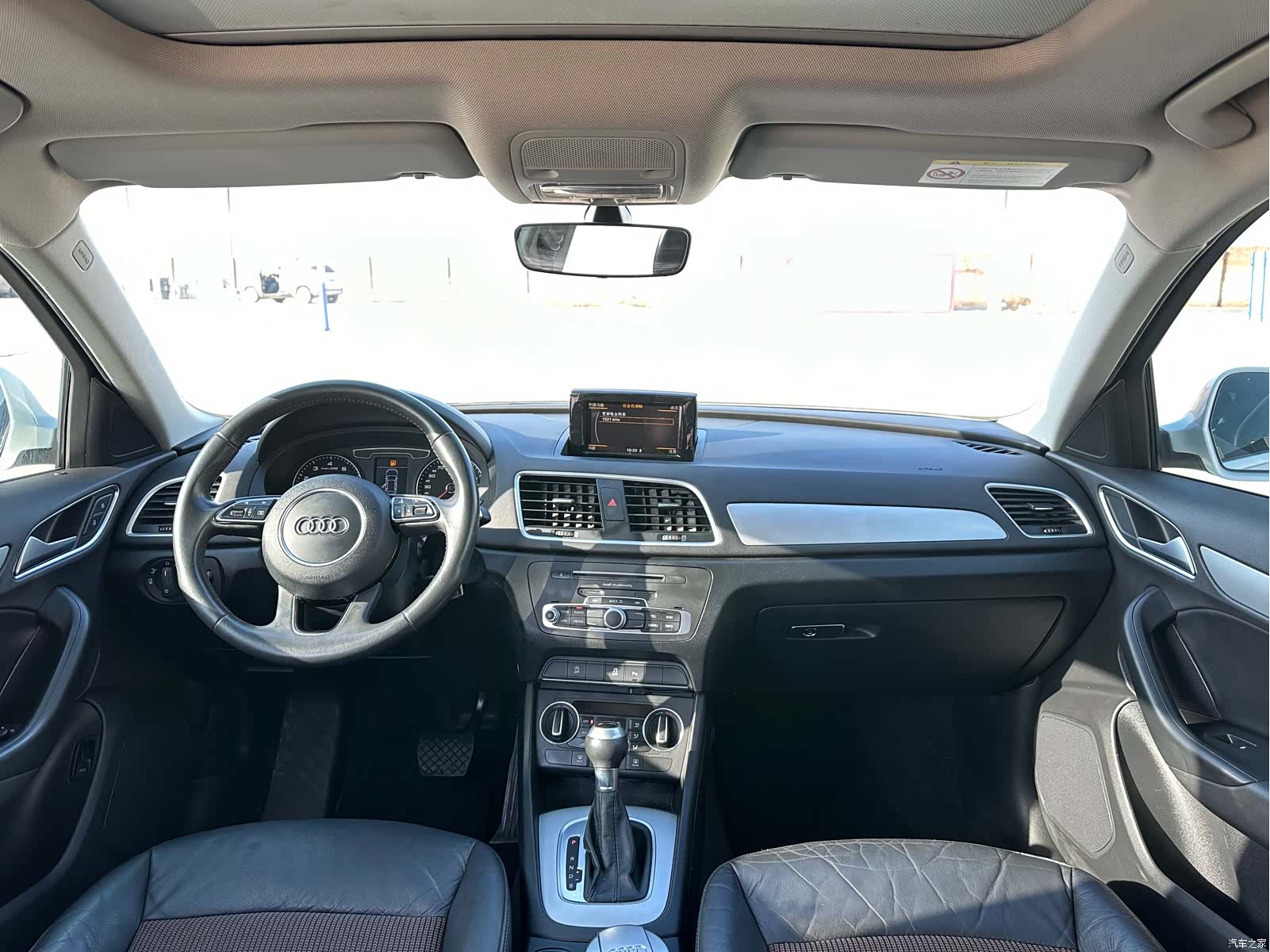 Audi Q3, 2018 все фото