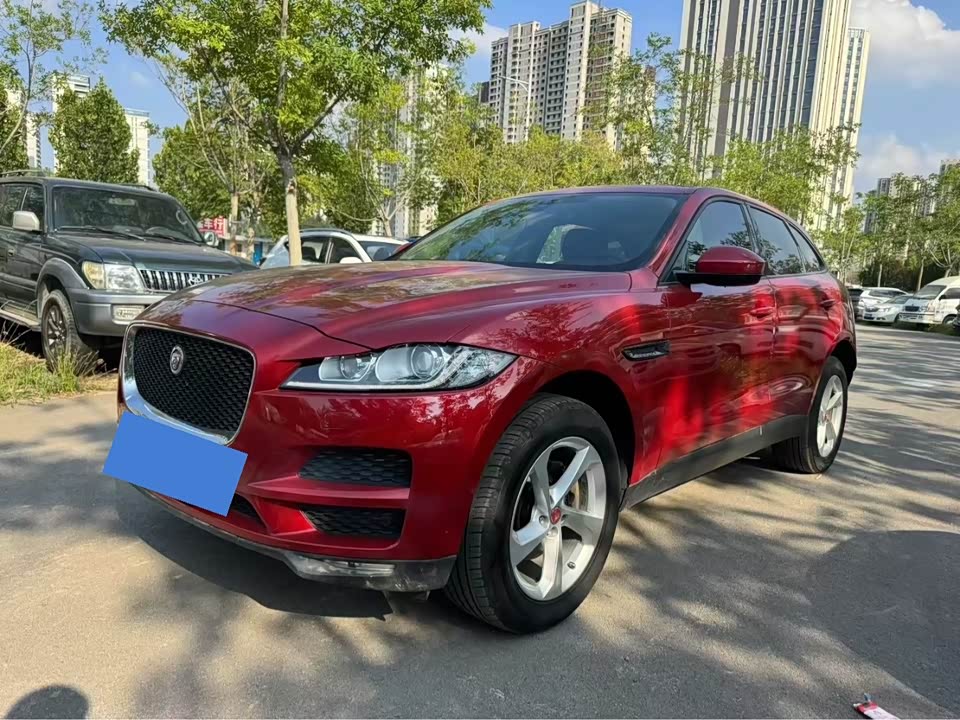 Jaguar F-PACE Jaguar F-PACE