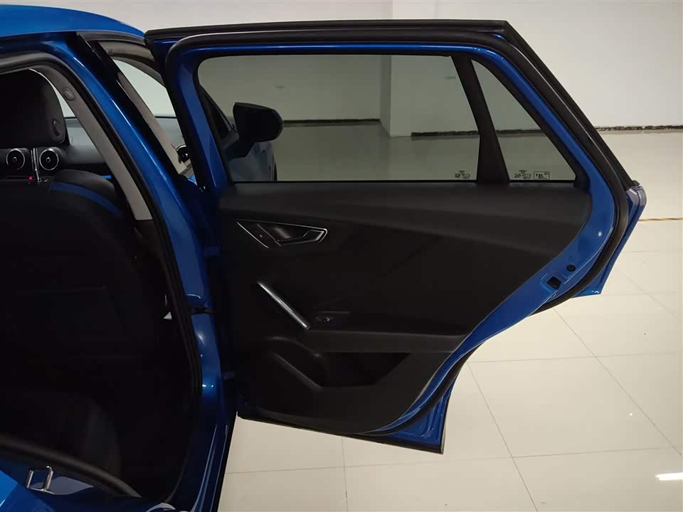 Audi Q2L Audi Q2L