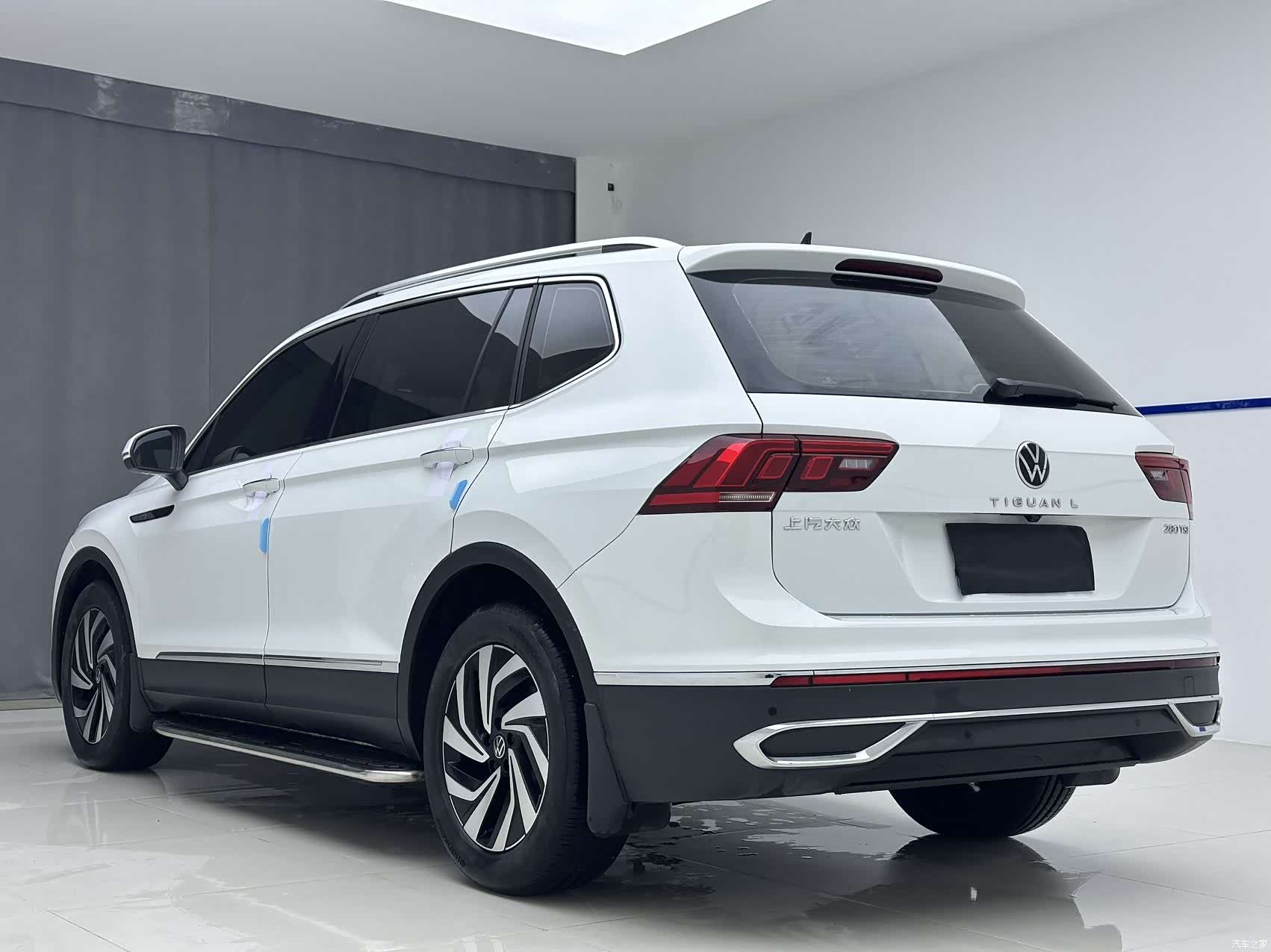 Volkswagen Tiguan L, 2023 4
