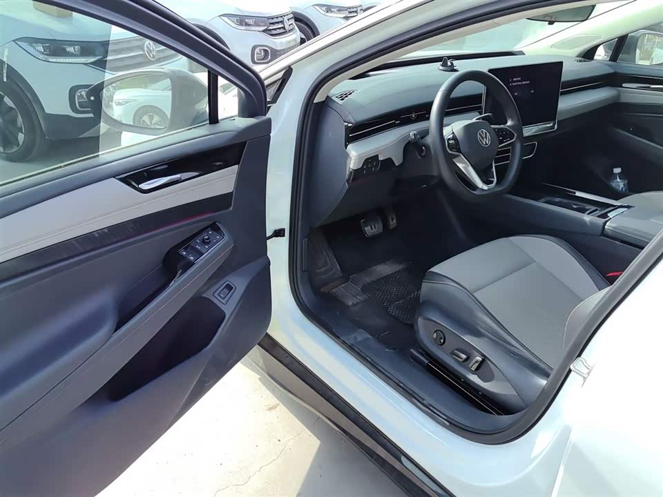 Volkswagen ID.7 VIZZION