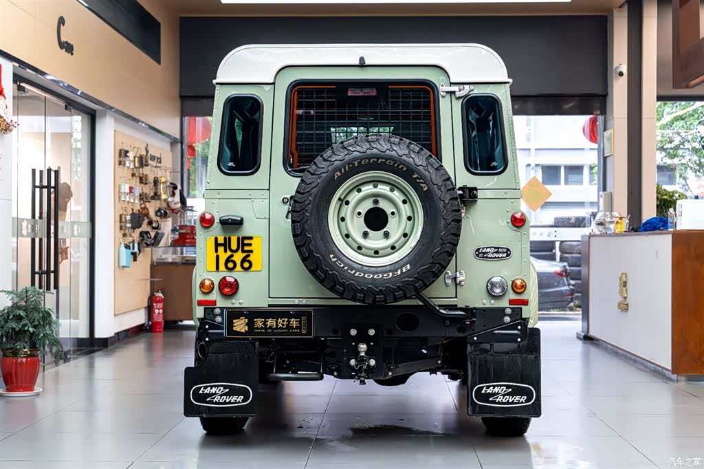 Land Rover Defender, 2017 все фото