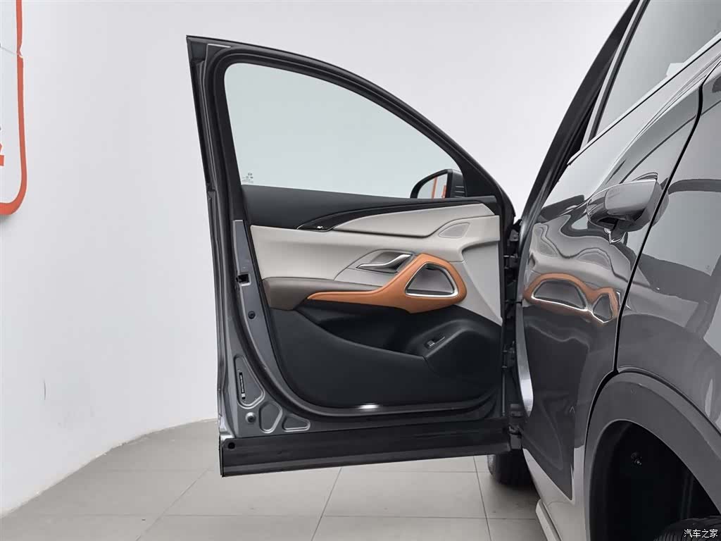BYD Song, 2022 8