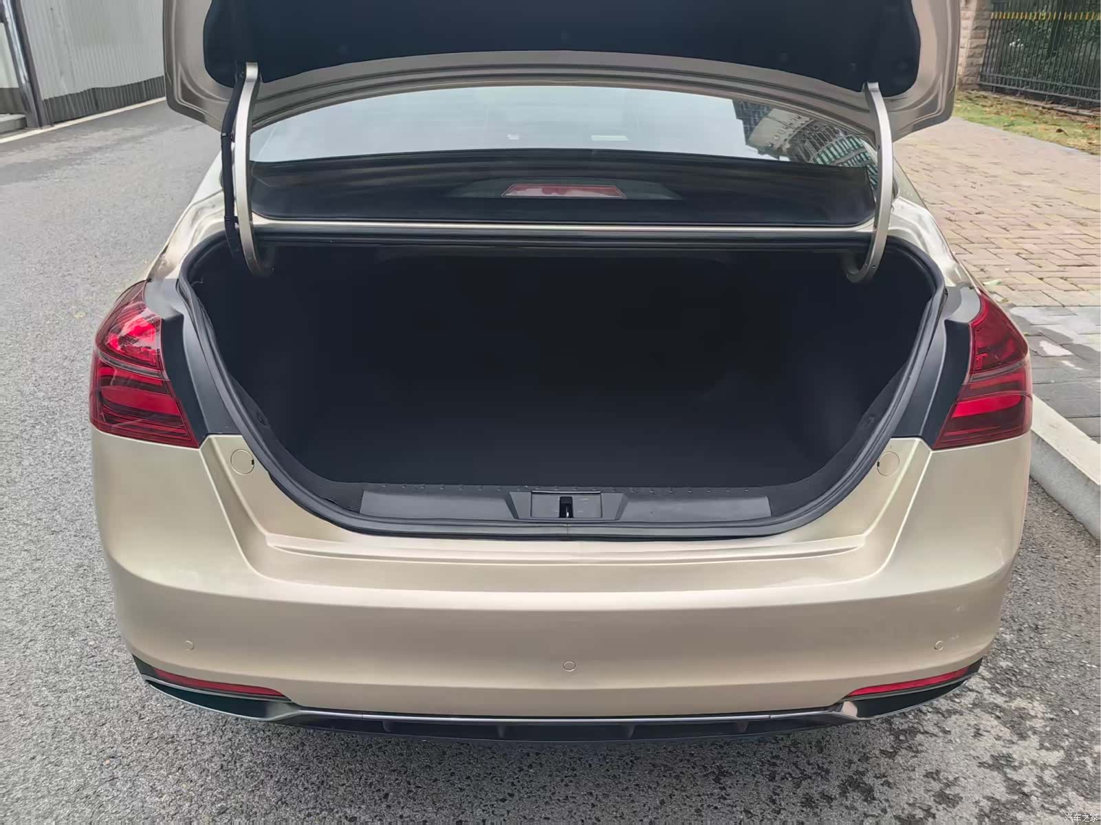 Geely Emgrand, 2018 15