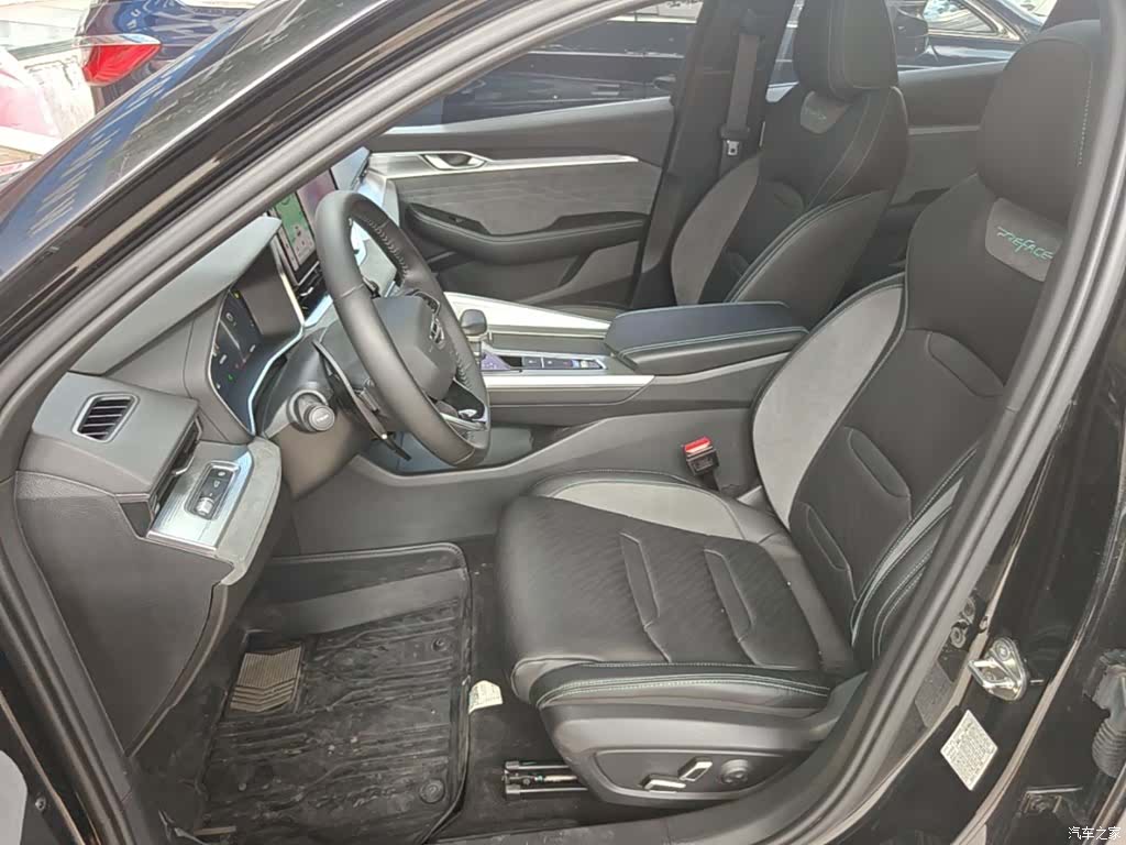 Geely Preface, 2024 15