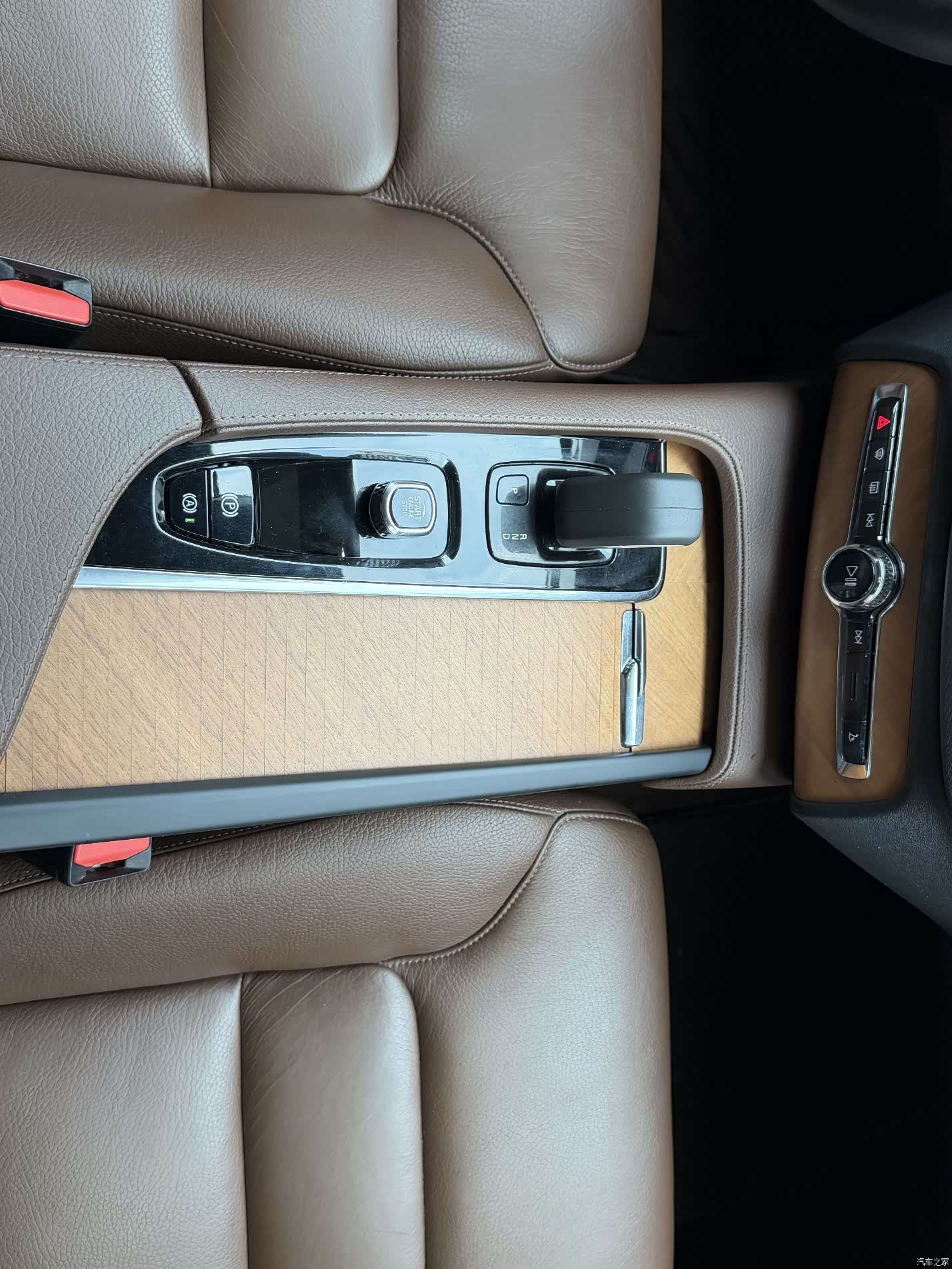Volvo XC90, 2022 14